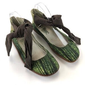 El Naturalista green ballet flats tree print ankle tie Size 37 6.5 earth girl